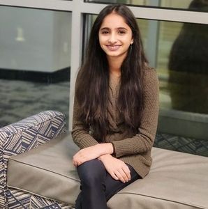 Meet your Posher, Amee